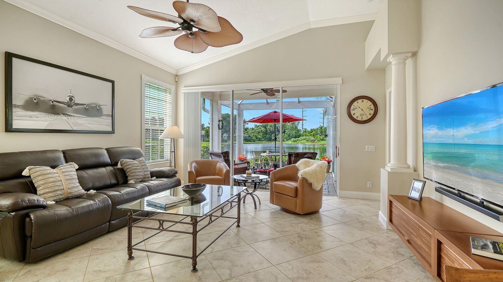 7126 KENSINGTON CT — photo 13