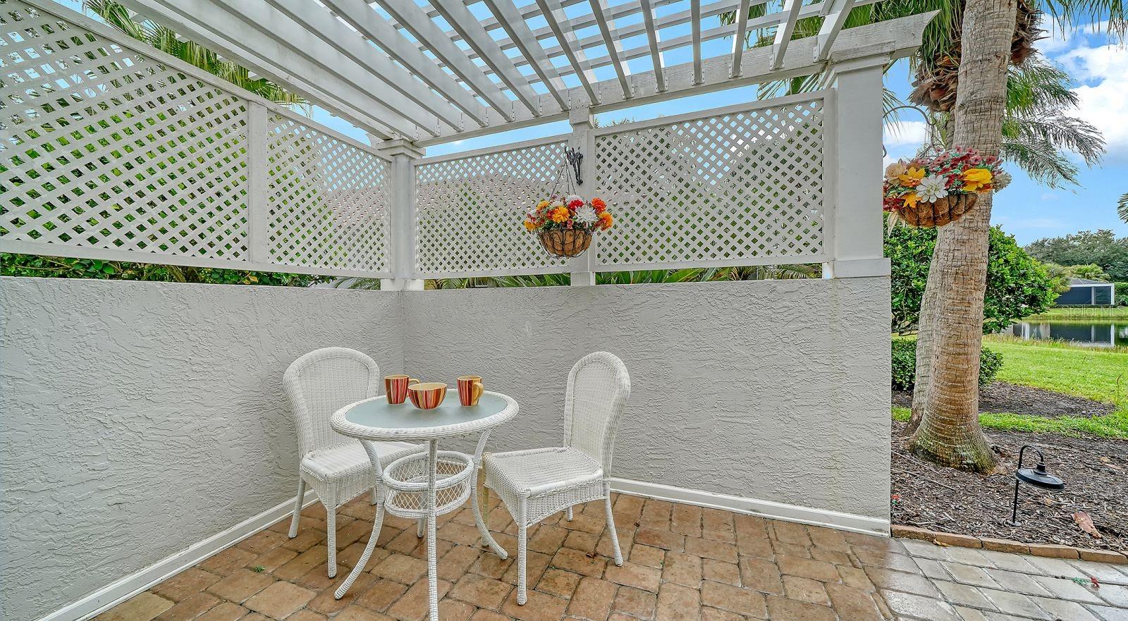 7126 KENSINGTON CT — photo 25