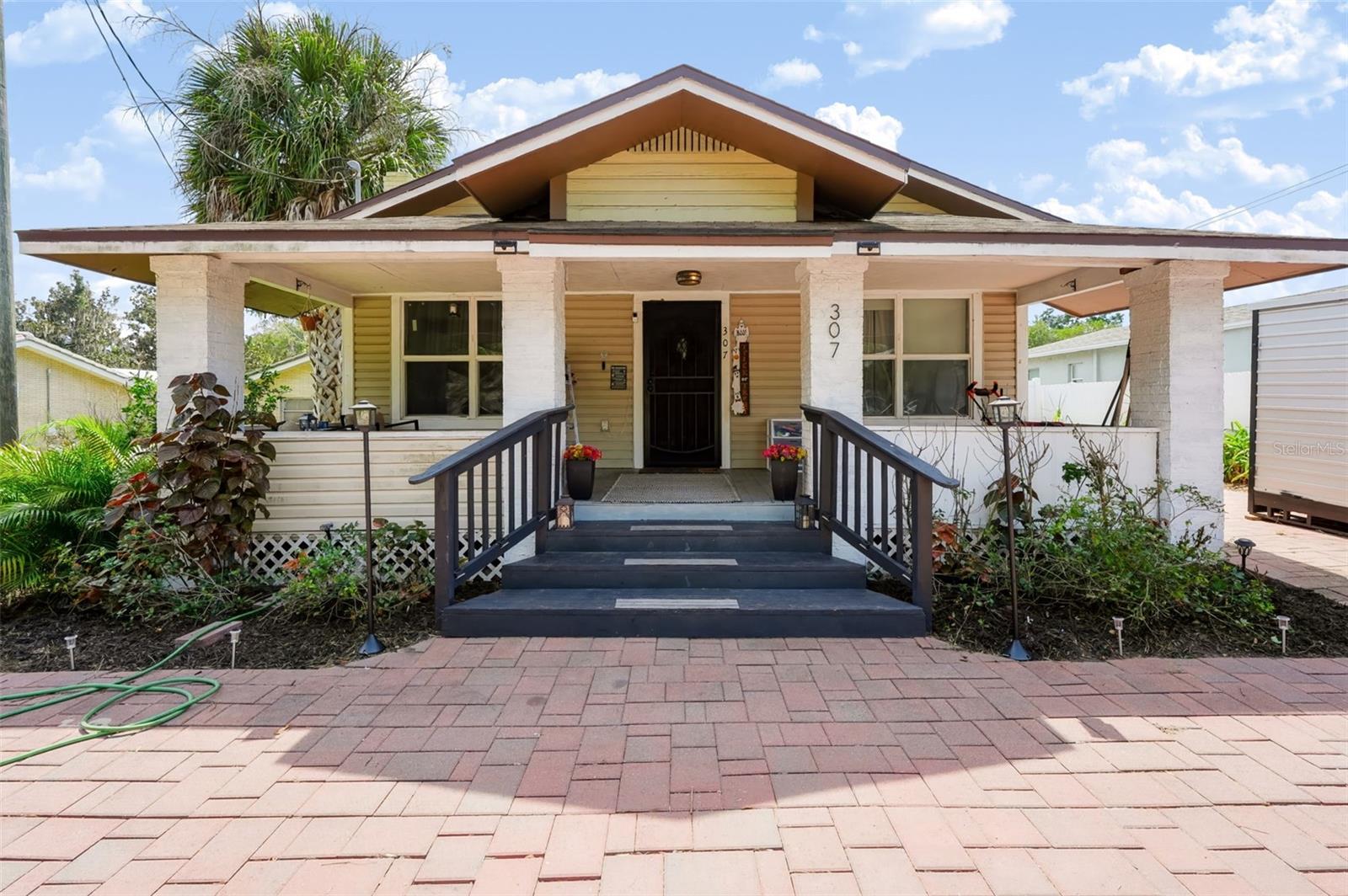 307 W CHERRY ST photo