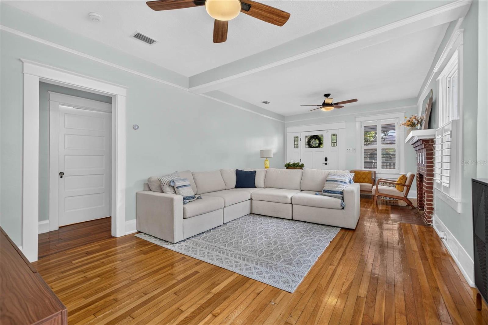 1407 S MOODY AVE — photo 7