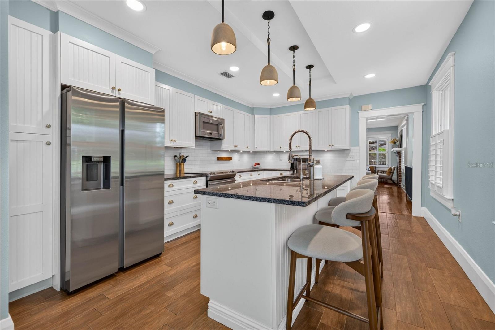 1407 S MOODY AVE — photo 12