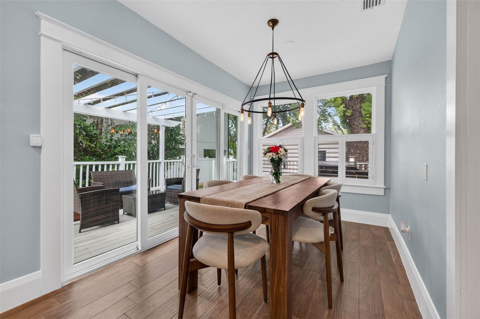 1407 S MOODY AVE — photo 16