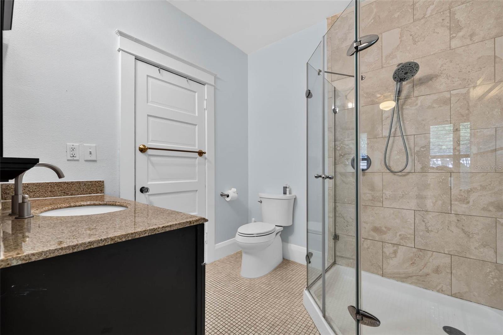 1407 S MOODY AVE — photo 19