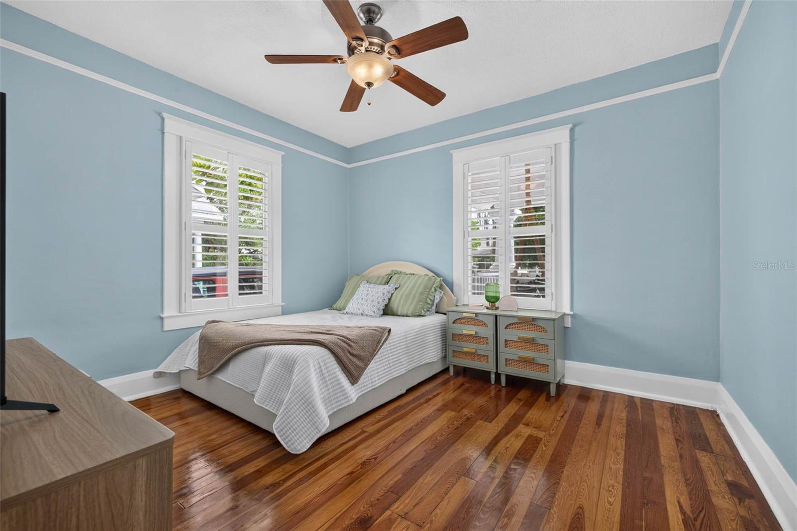 1407 S MOODY AVE — photo 23