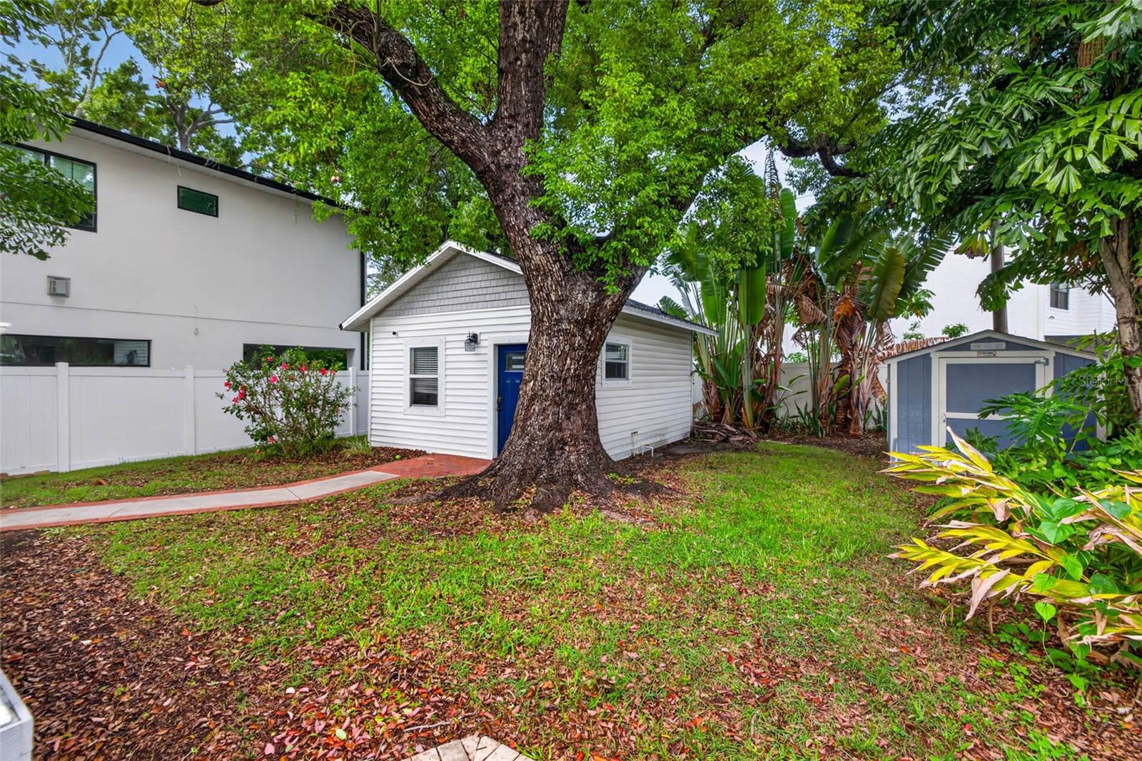 1407 S MOODY AVE — photo 31