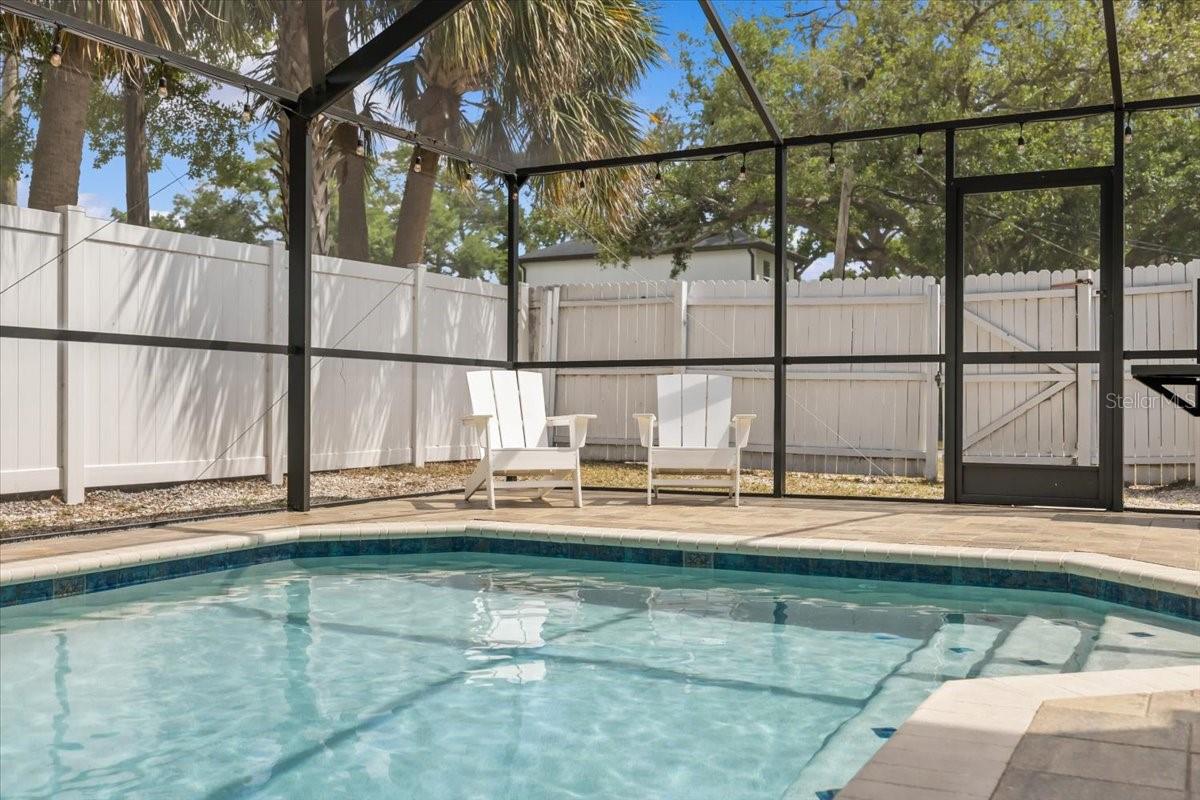 7318 S KISSIMMEE ST — photo 2