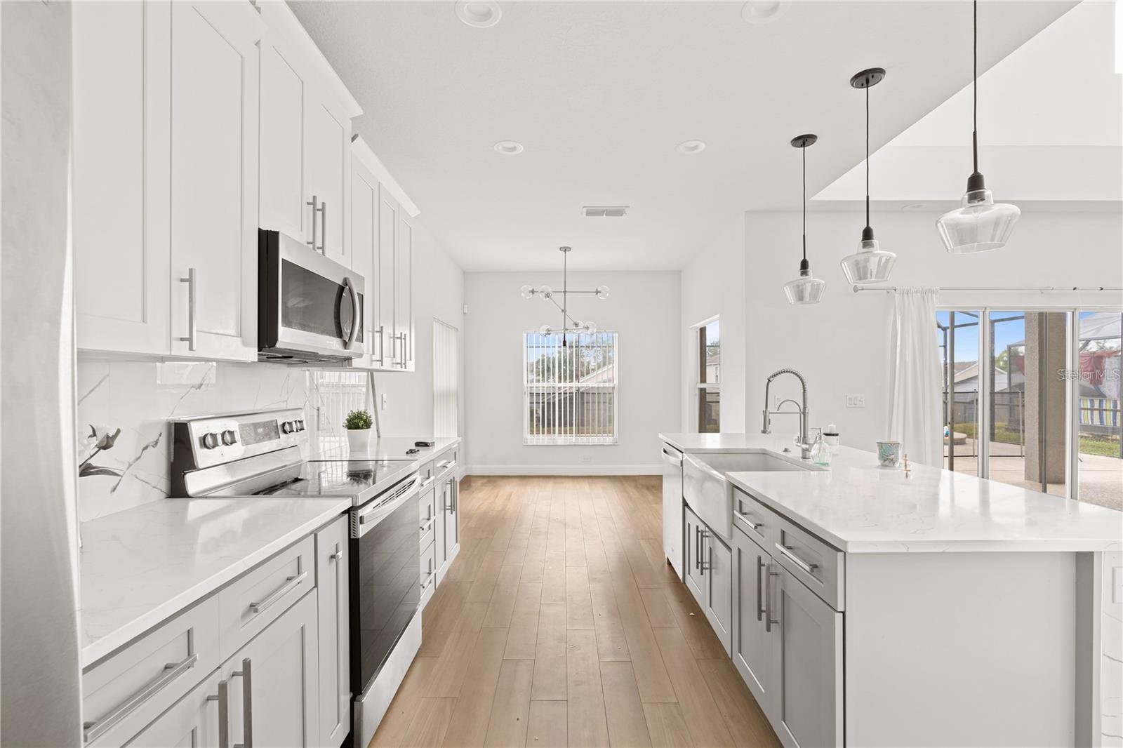351 BRIDGEWATER DR — photo 4