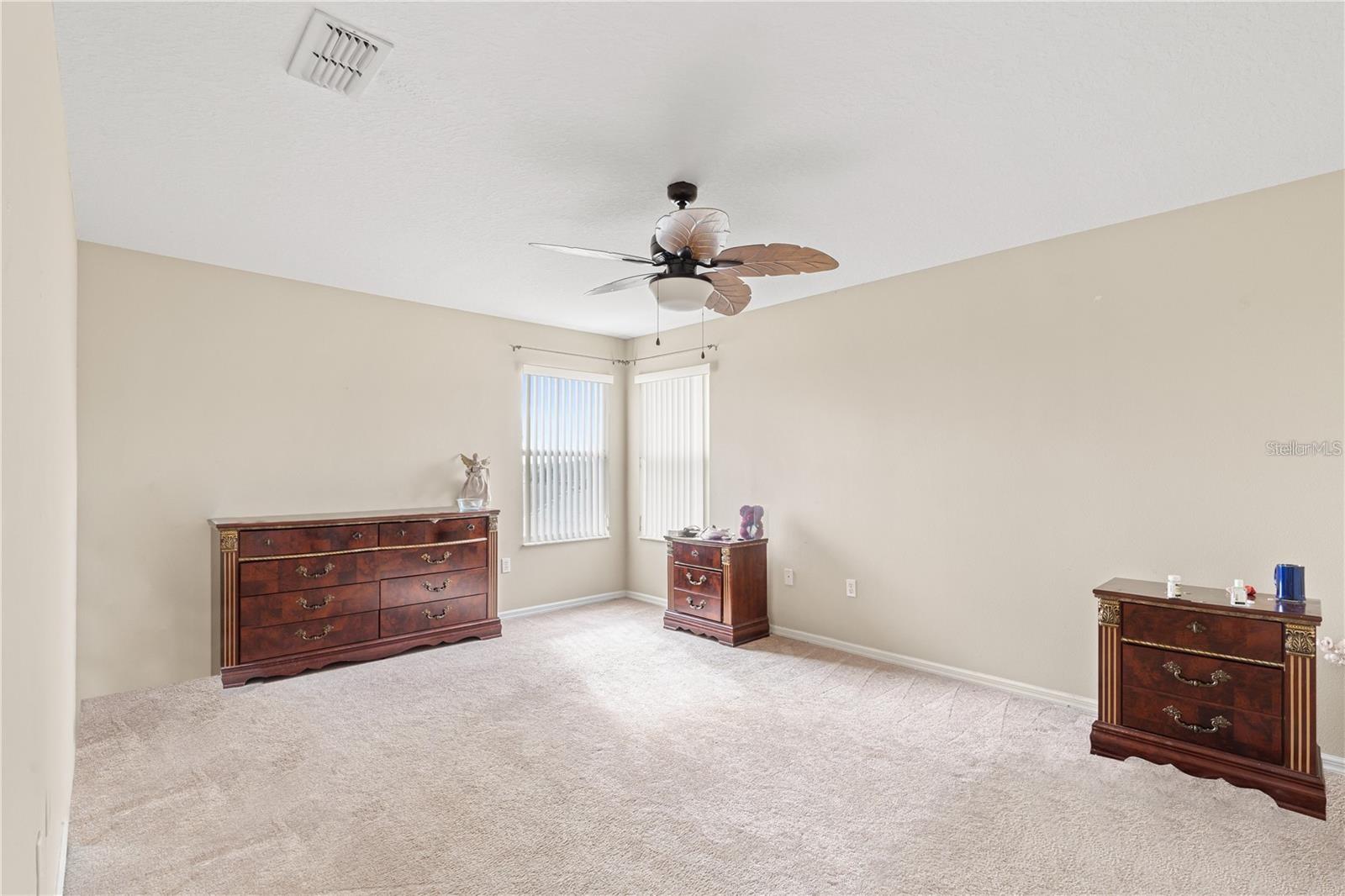 351 BRIDGEWATER DR — photo 6