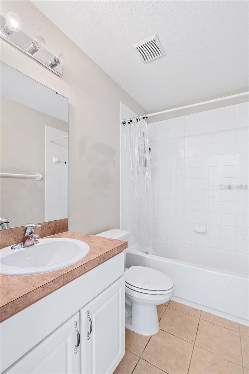 351 BRIDGEWATER DR — photo 8