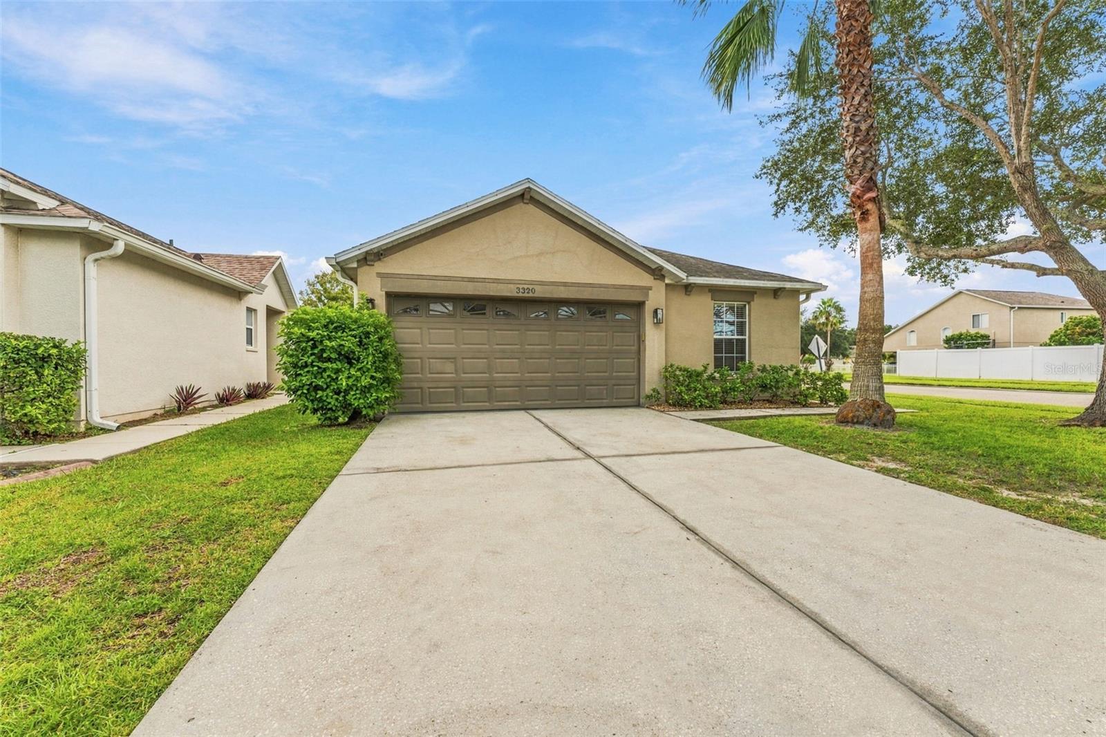 3320 CARDINAL FEATHER DR — photo 3