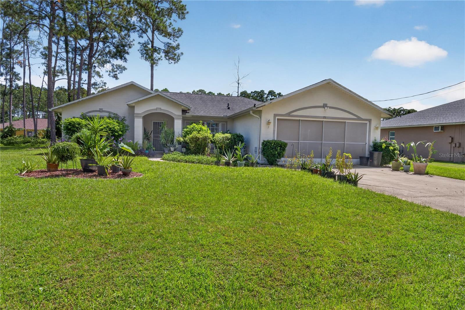 71 RICHMOND DR photo