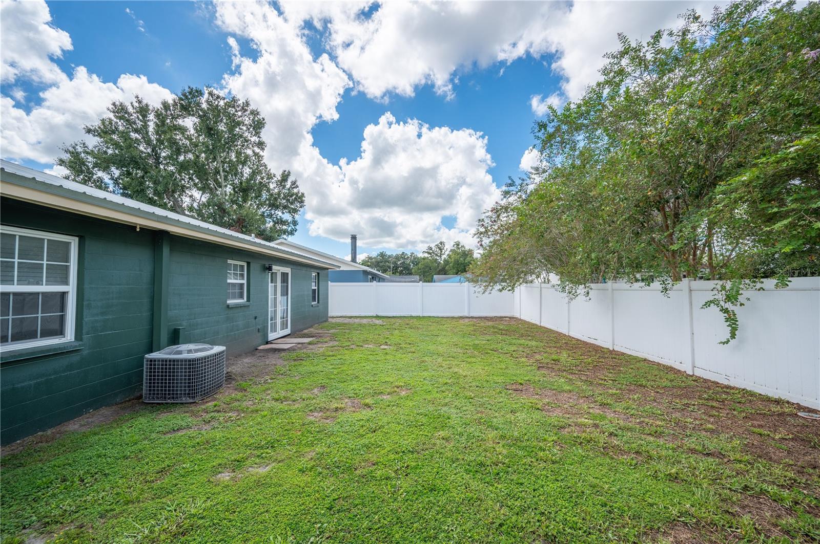 2262 HONEYCOMB LN — photo 20