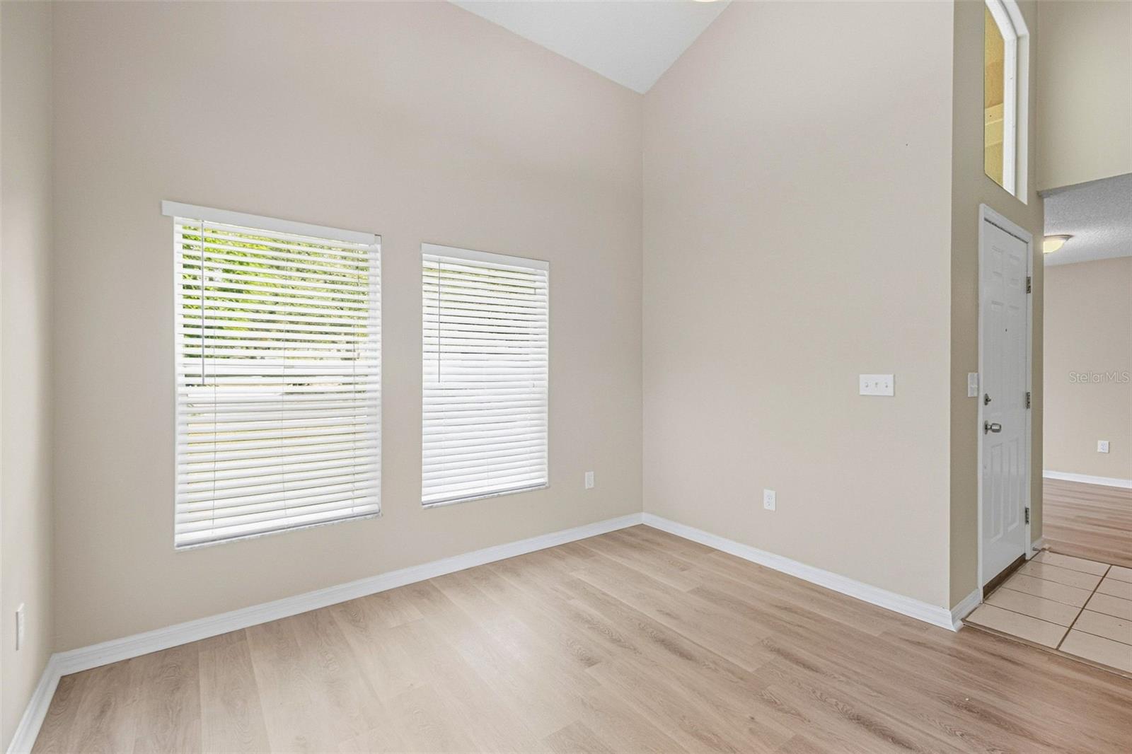 16102 WARDEN PL — photo 5