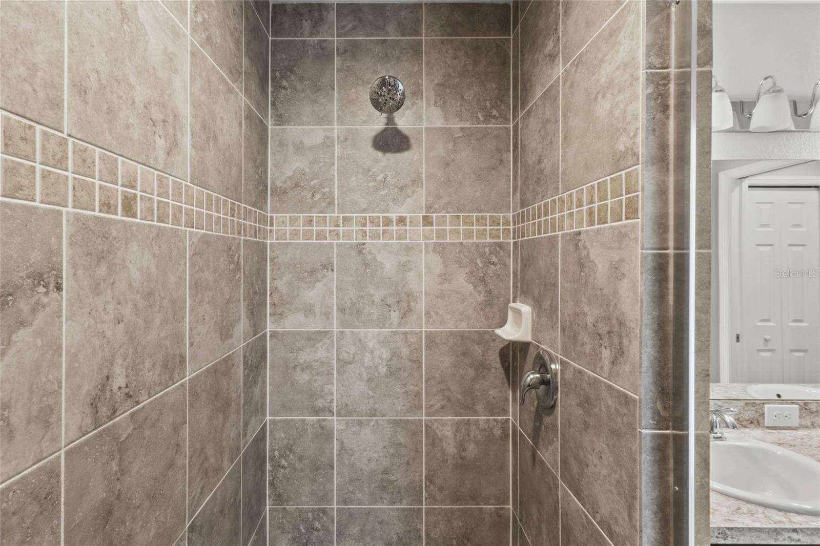 4681 VIGNETTE WAY — photo 9