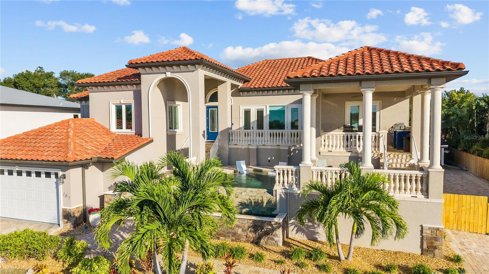 107 SUNSET DR — photo 3