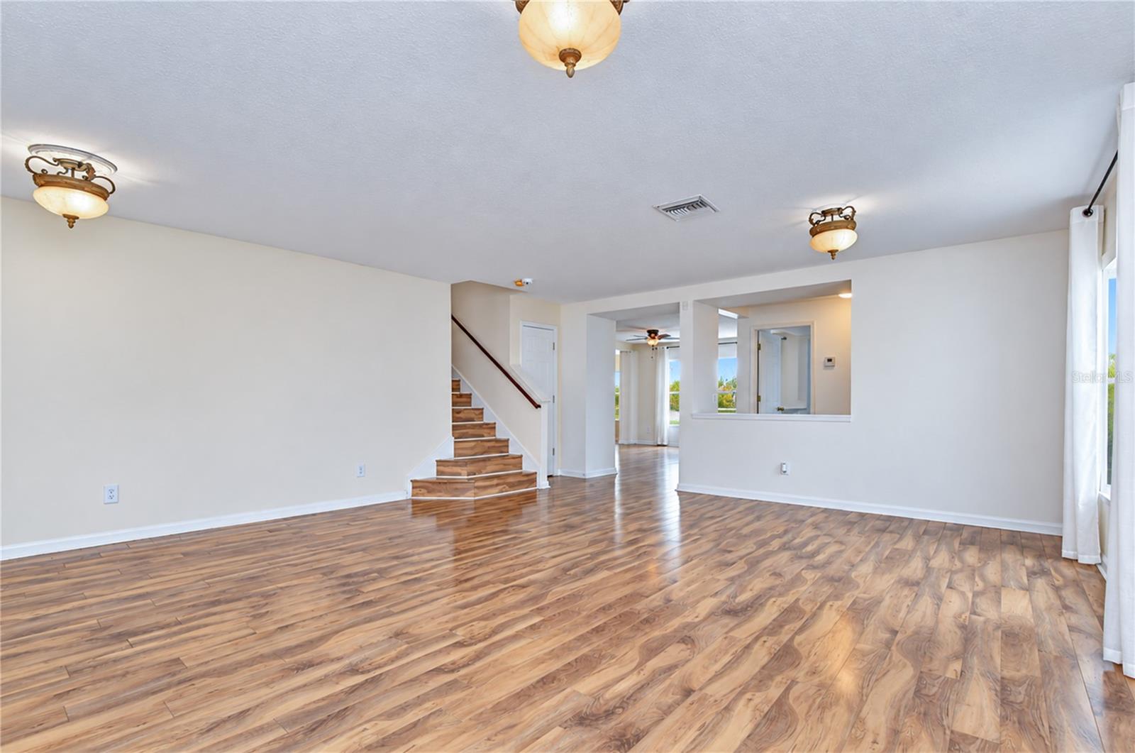 10924 SUBTLE TRAIL DR — photo 4