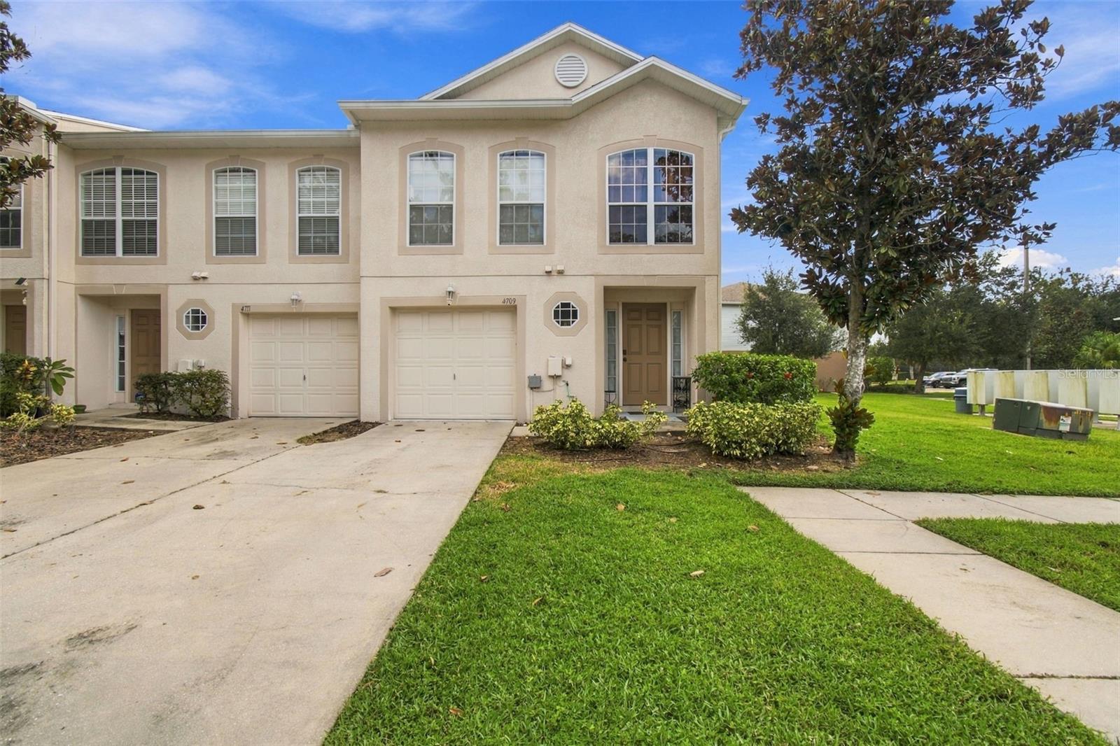4709 ASHBURN POND WAY photo