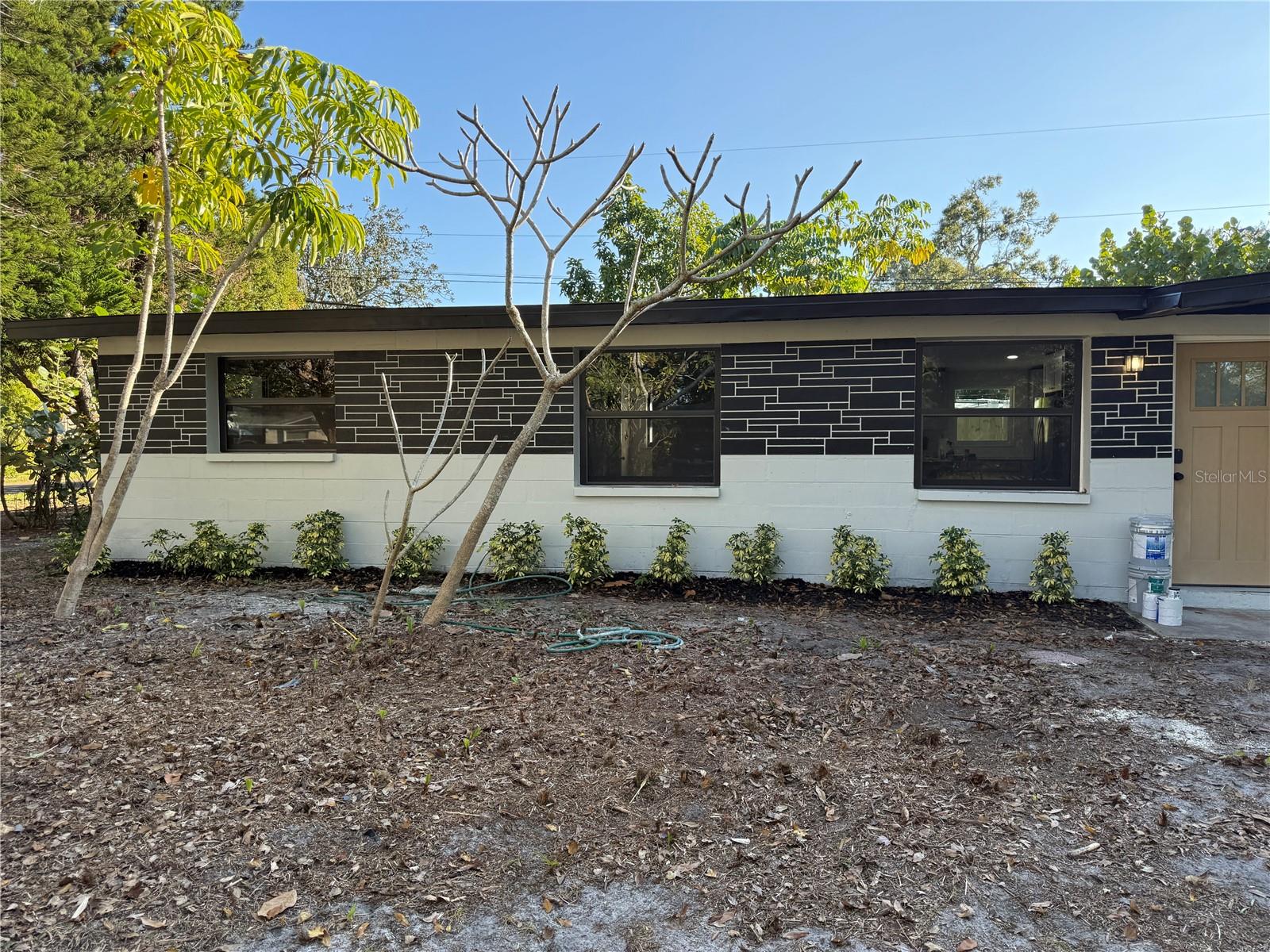3000 KAREN AVE — photo 3