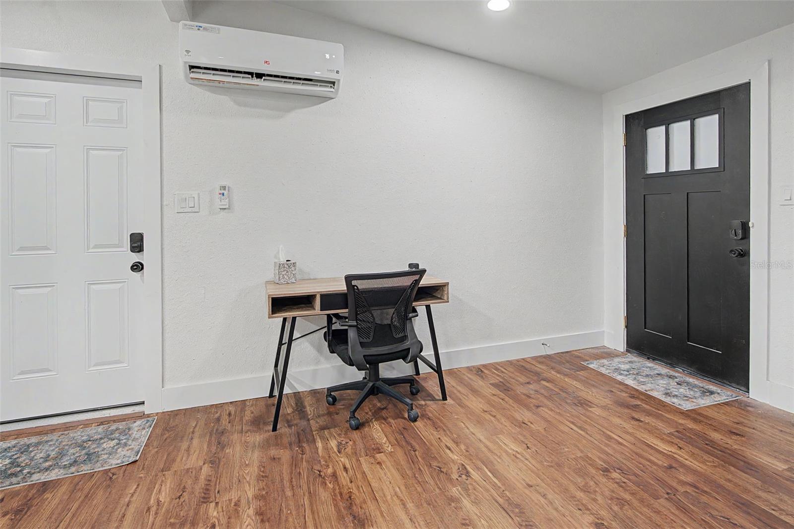 3000 KAREN AVE — photo 7