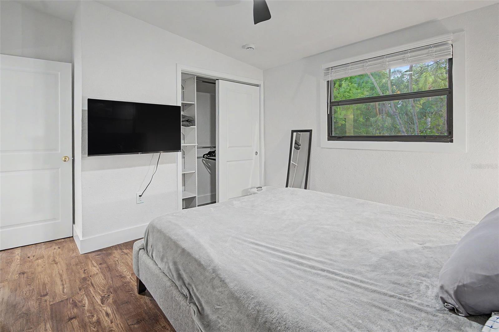 3000 KAREN AVE — photo 16