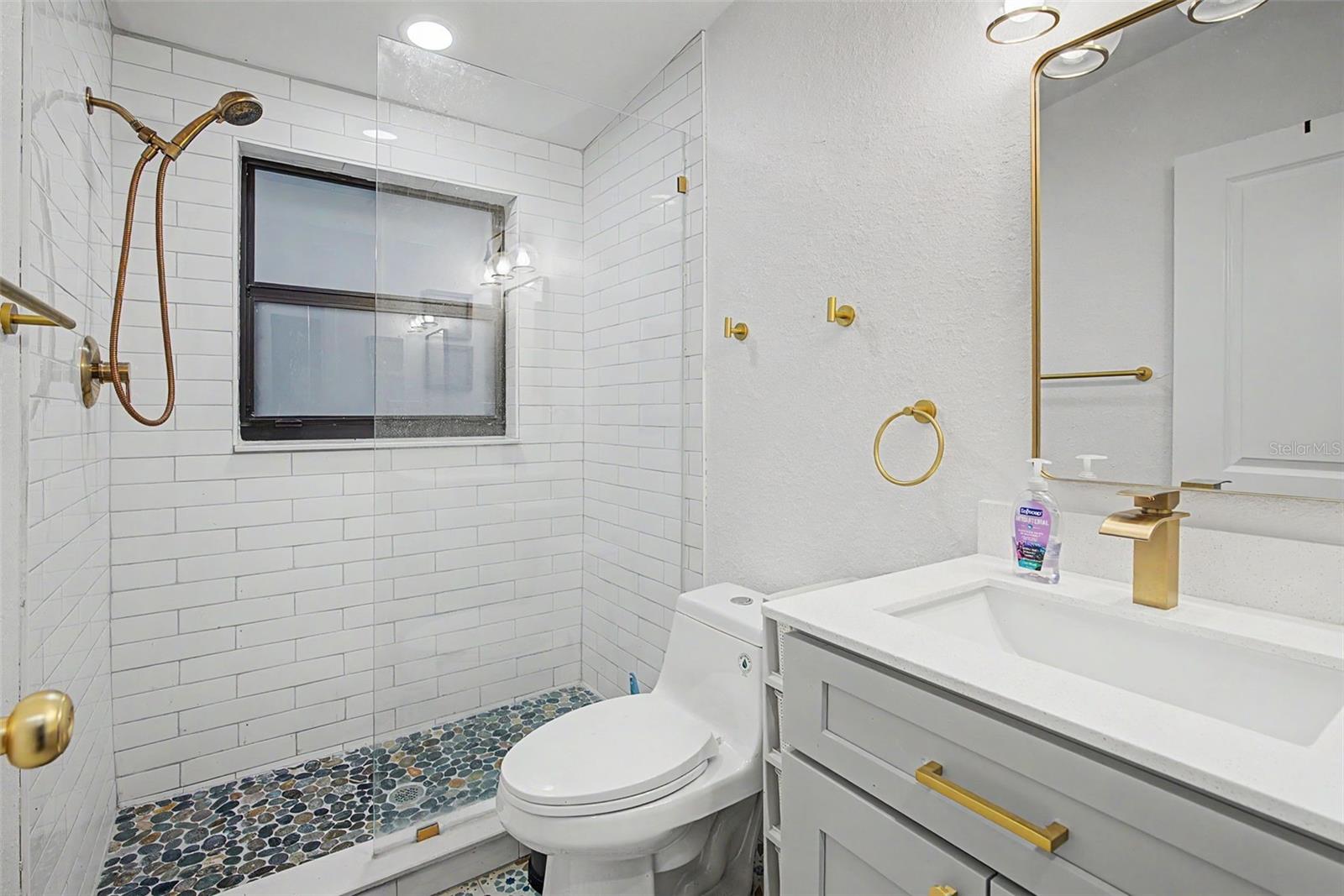 3000 KAREN AVE — photo 19