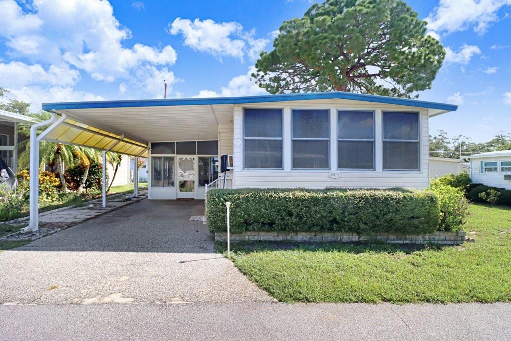 585 SKY HARBOR DR #317 photo