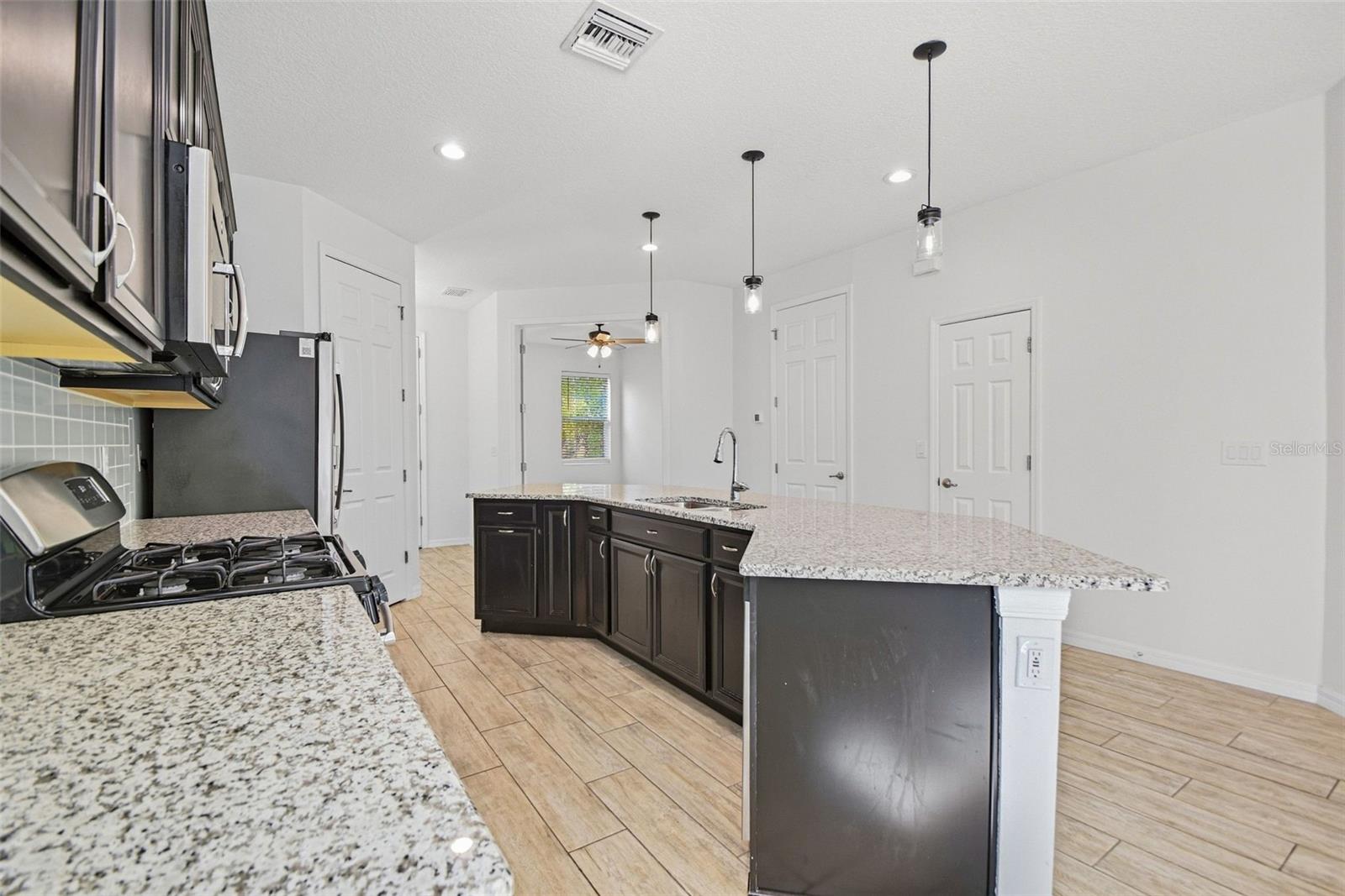 7115 BOWSPIRIT PL — photo 25