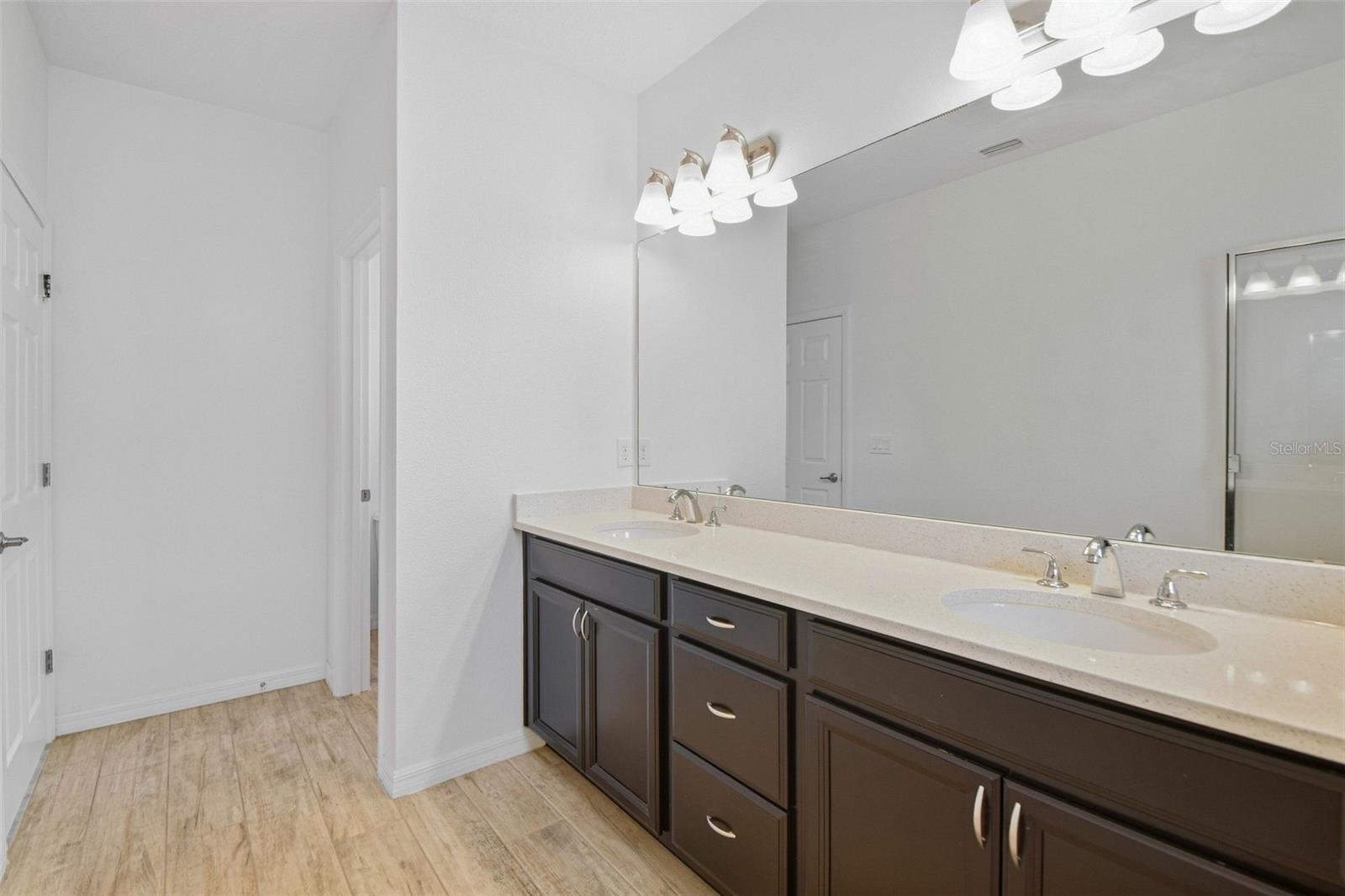 7115 BOWSPIRIT PL — photo 45