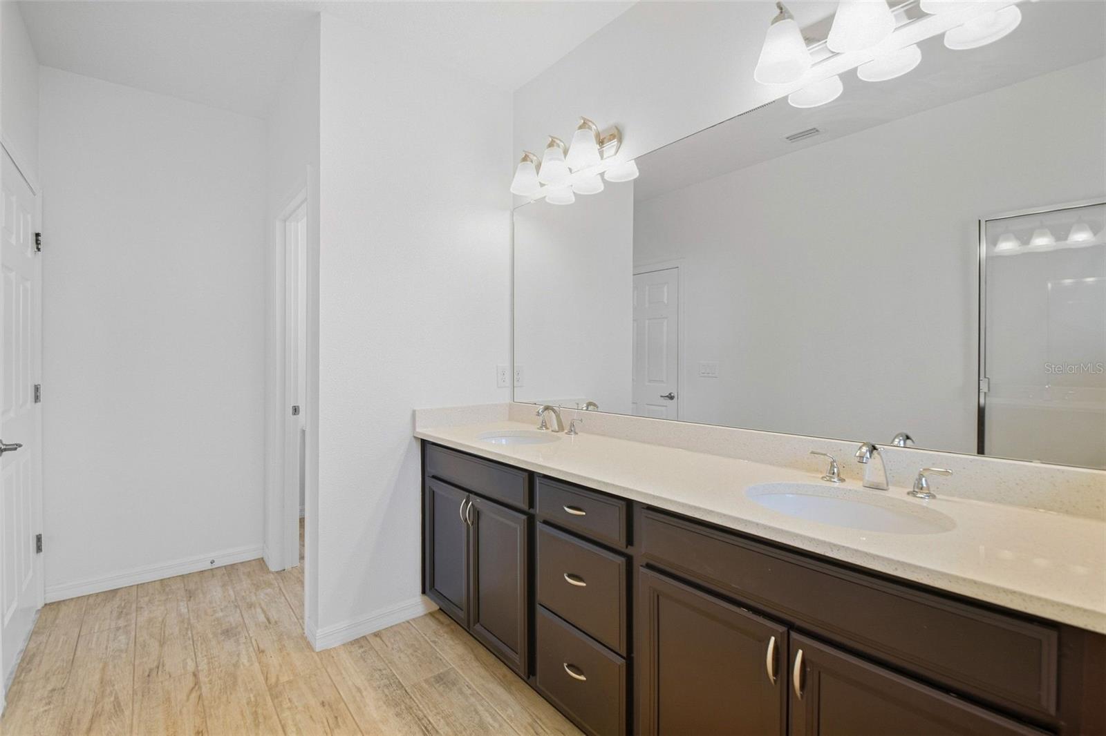 7115 BOWSPIRIT PL — photo 48