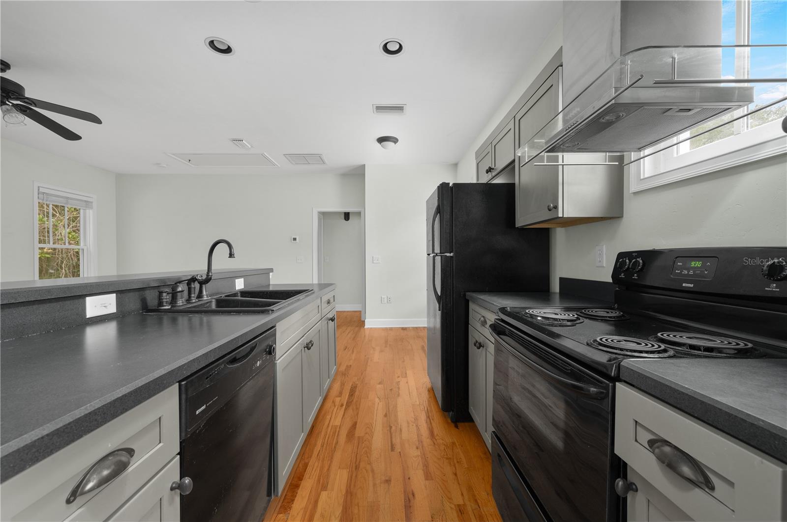 5214 SW 91ST WAY — photo 38