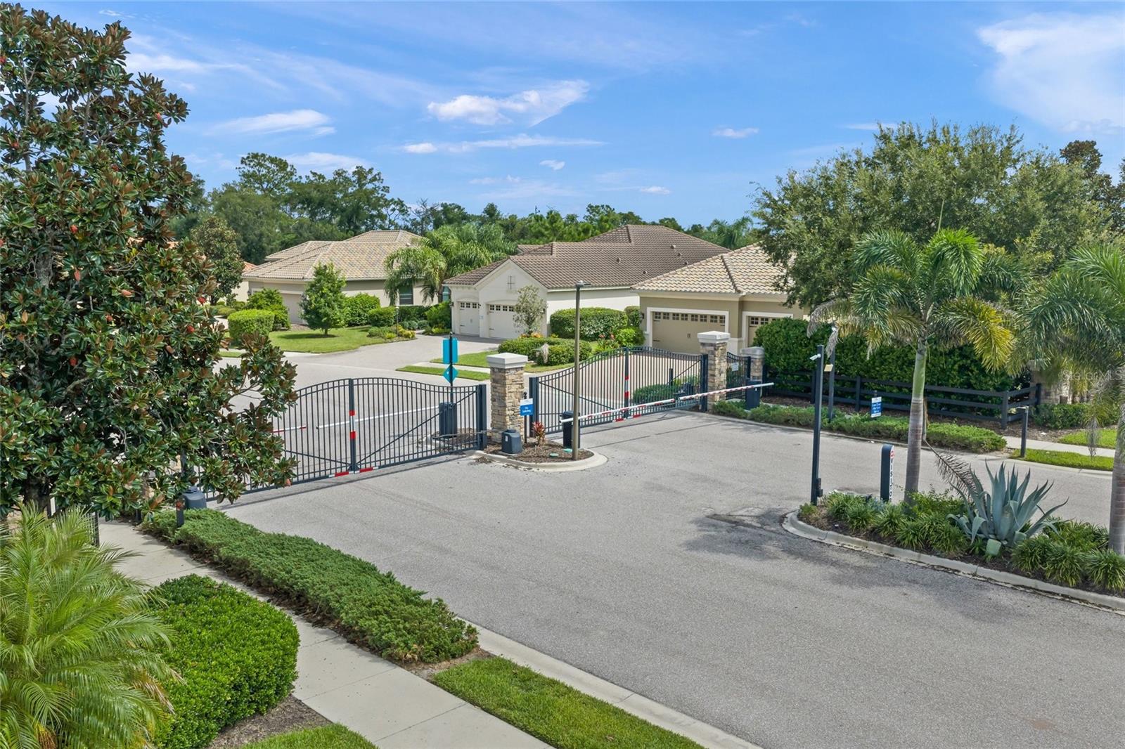 939 RIVER WIND CIR — photo 42