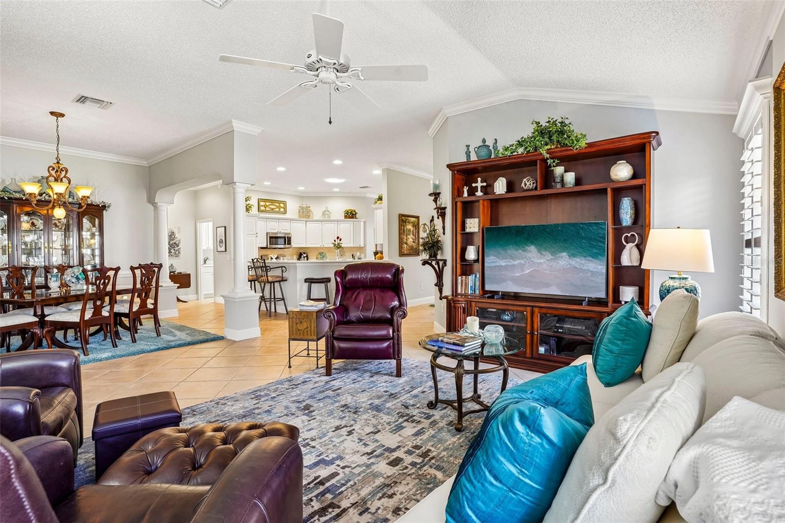 1664 DUFFY LOOP — photo 11