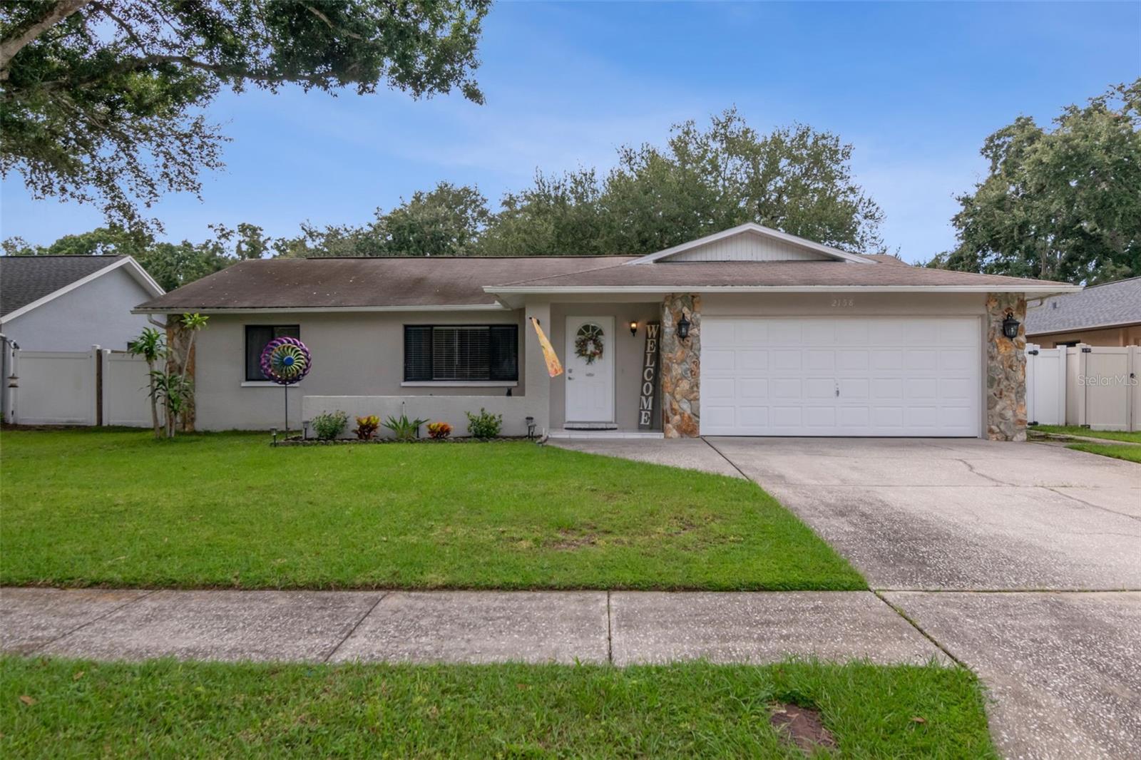 2158 BEVERLY LN — photo 2