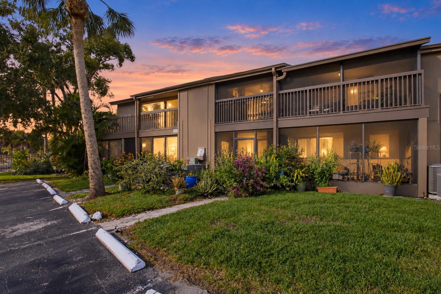 6346 NEWTOWN CIR #46B4 photo