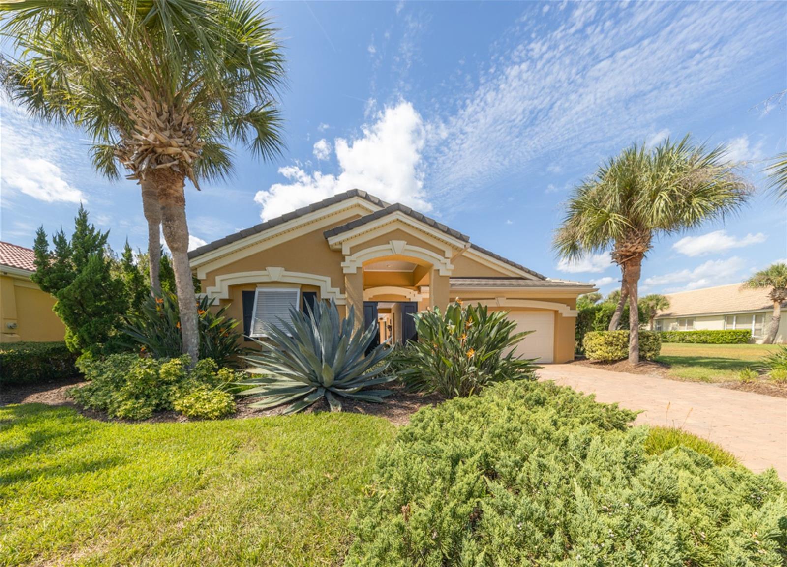 45 KINGFISHER LN — photo 2