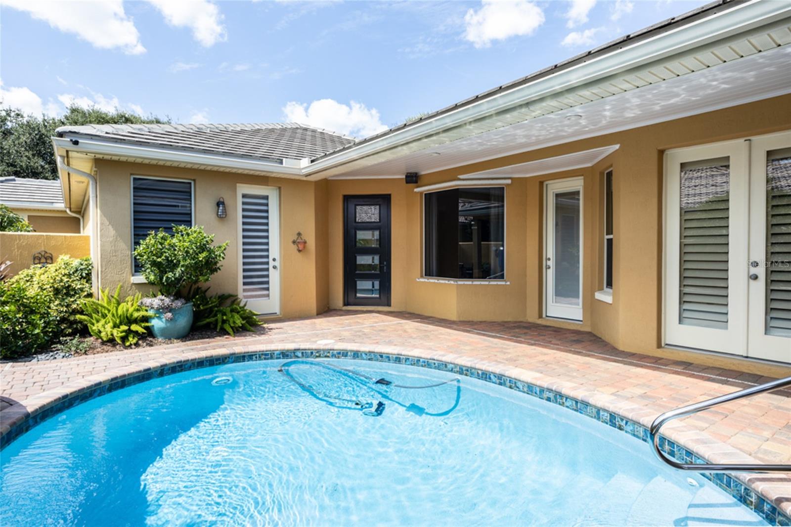 45 KINGFISHER LN — photo 4