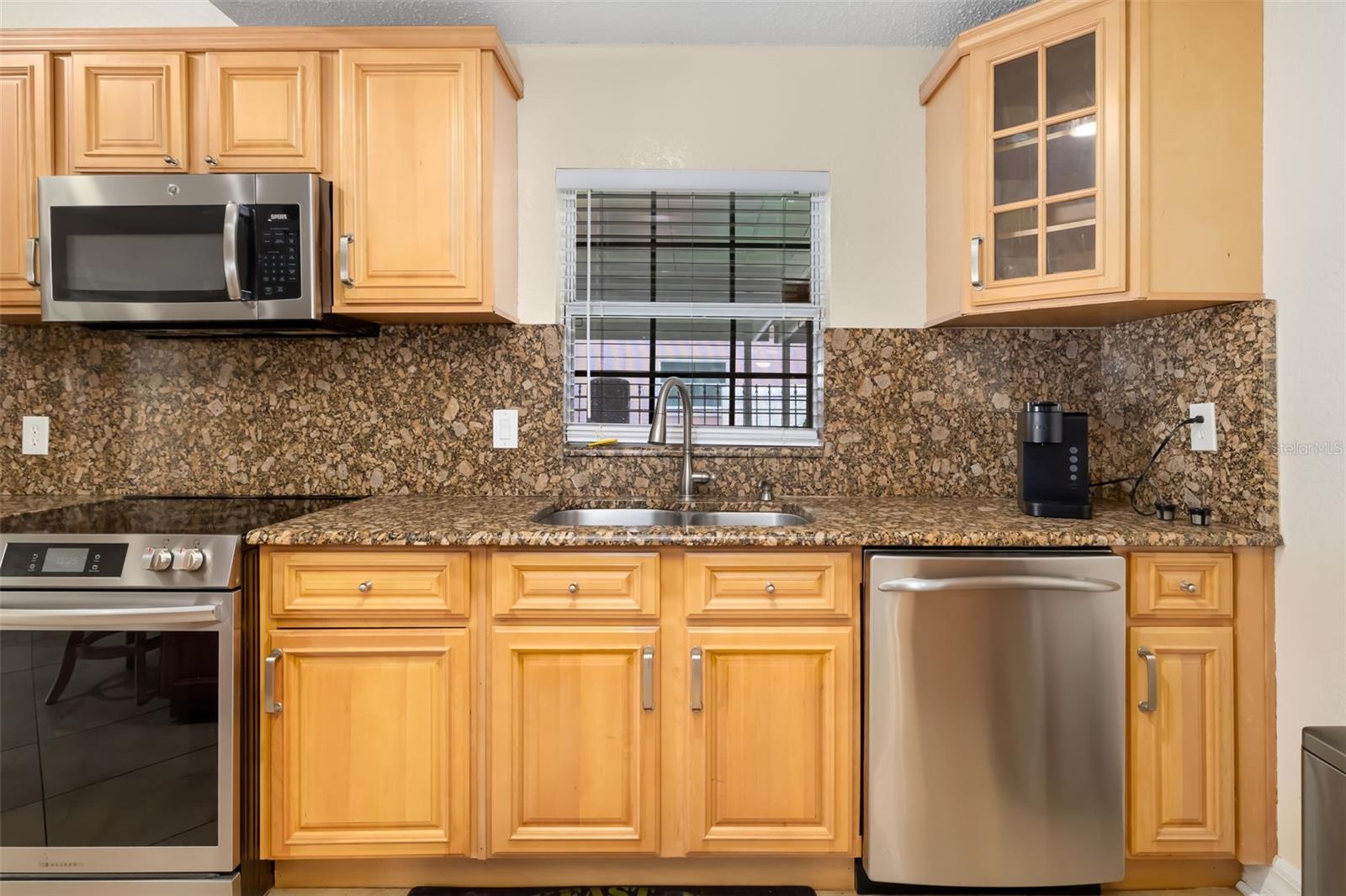 6012 FRANCIS DR — photo 19