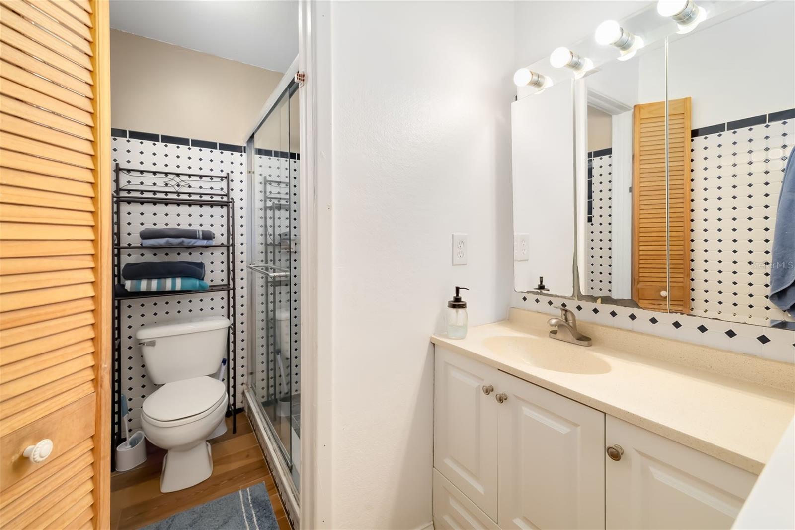 6012 FRANCIS DR — photo 26