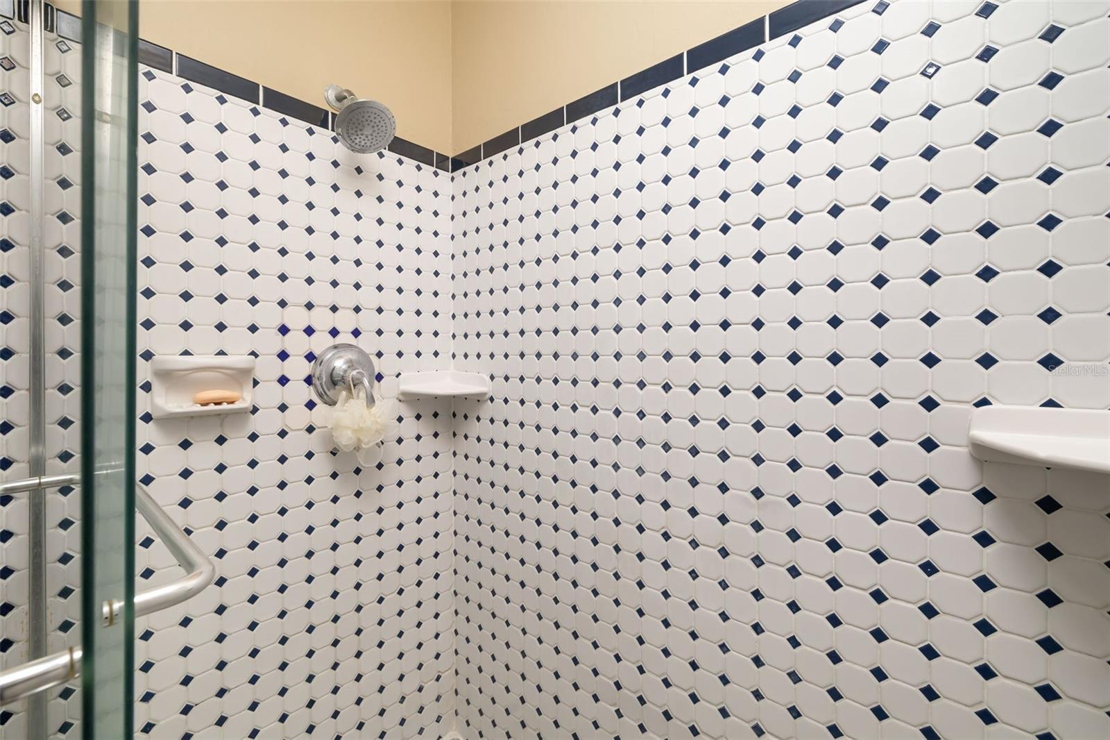 6012 FRANCIS DR — photo 27