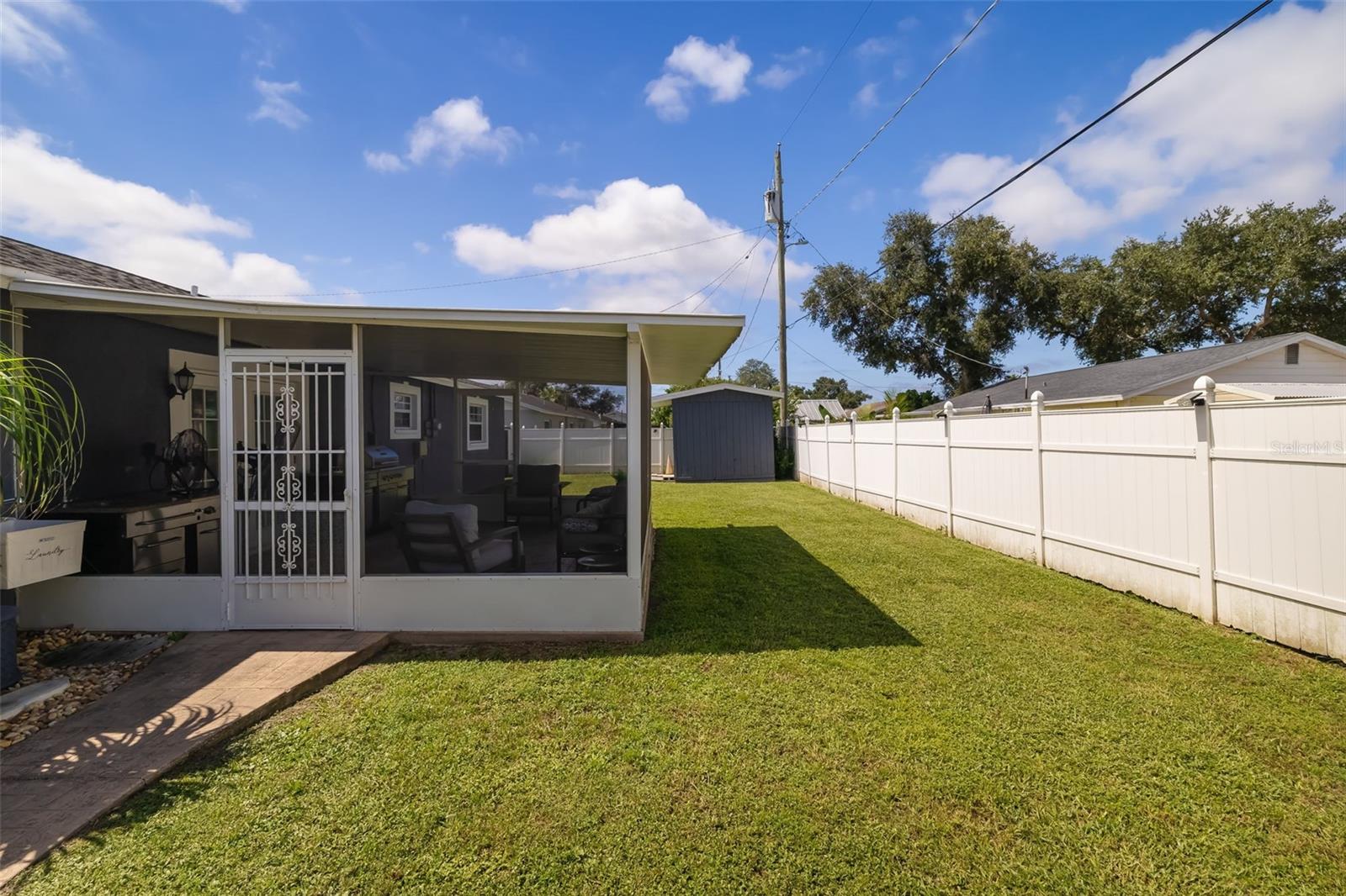 6012 FRANCIS DR — photo 44