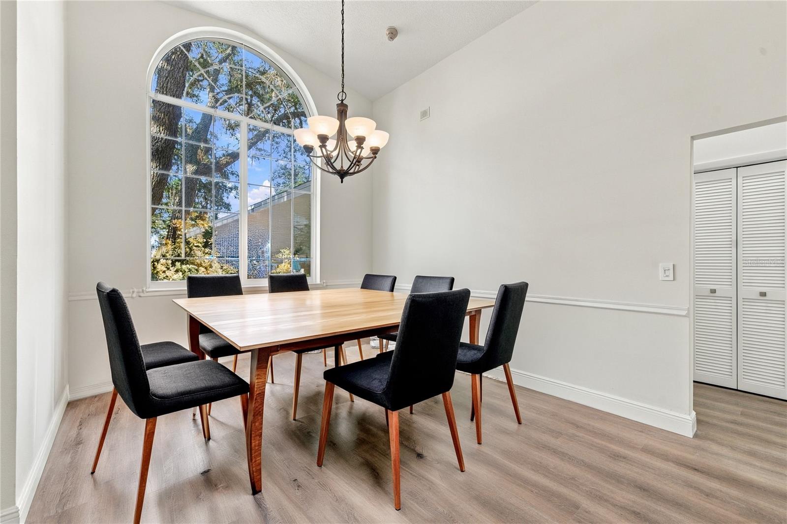 18 DAHLIA CT S — photo 10