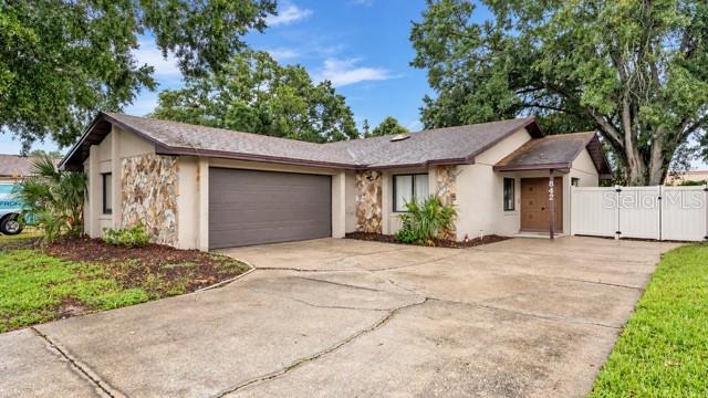 842 ROCKINGHAM RD photo