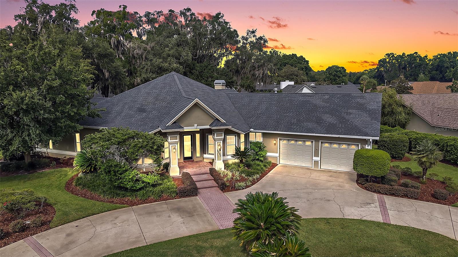 2220 SE MILL CREEK CIR photo