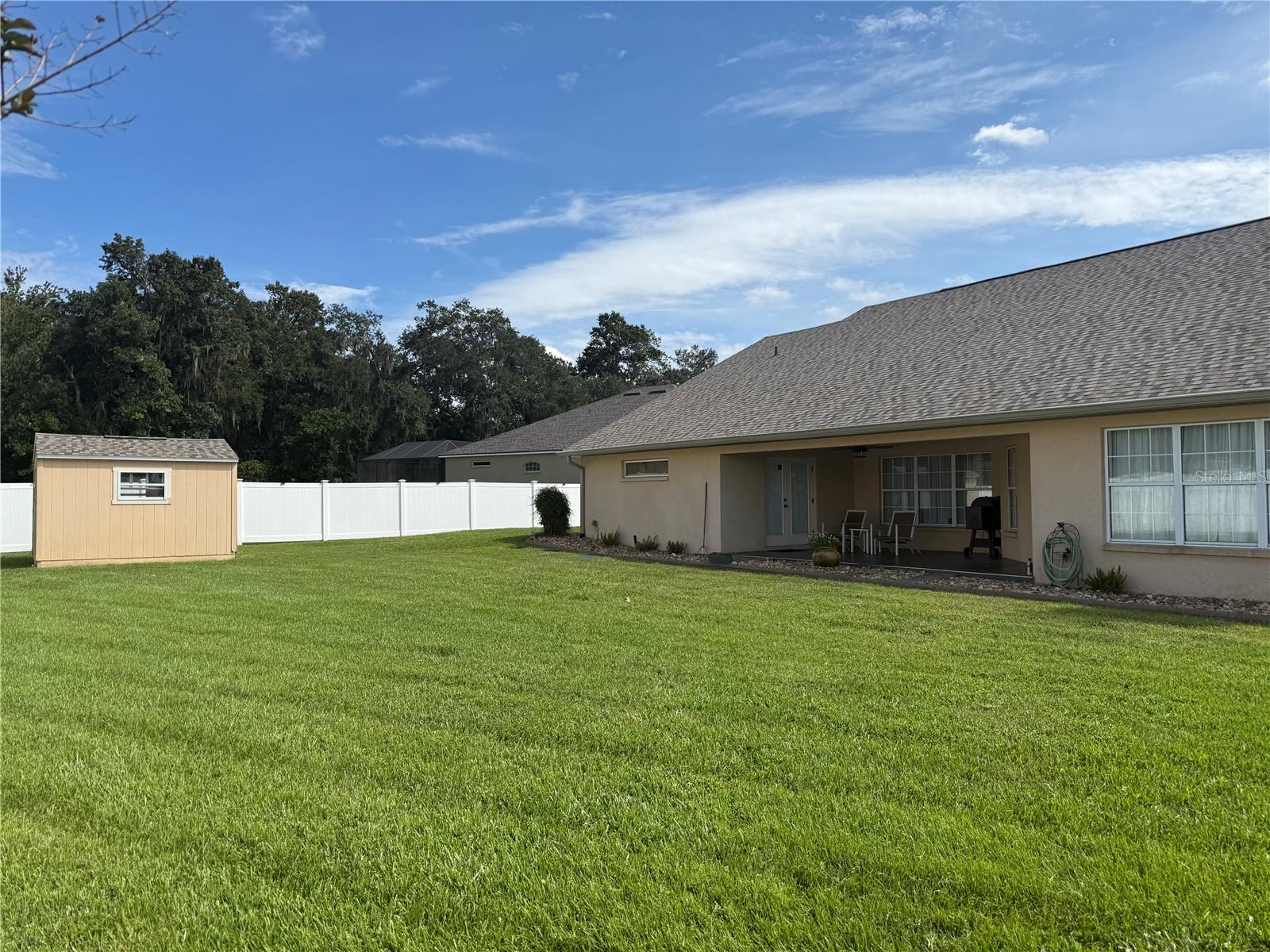 2909 BLACKWATER CREEK DR — photo 2