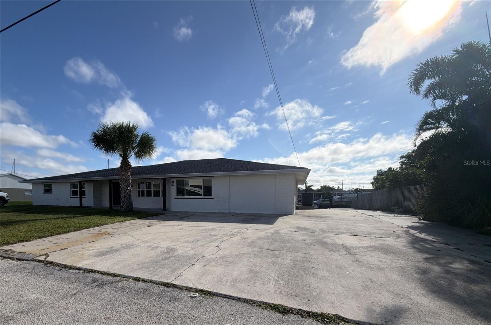 13812 MATTIX AVE photo
