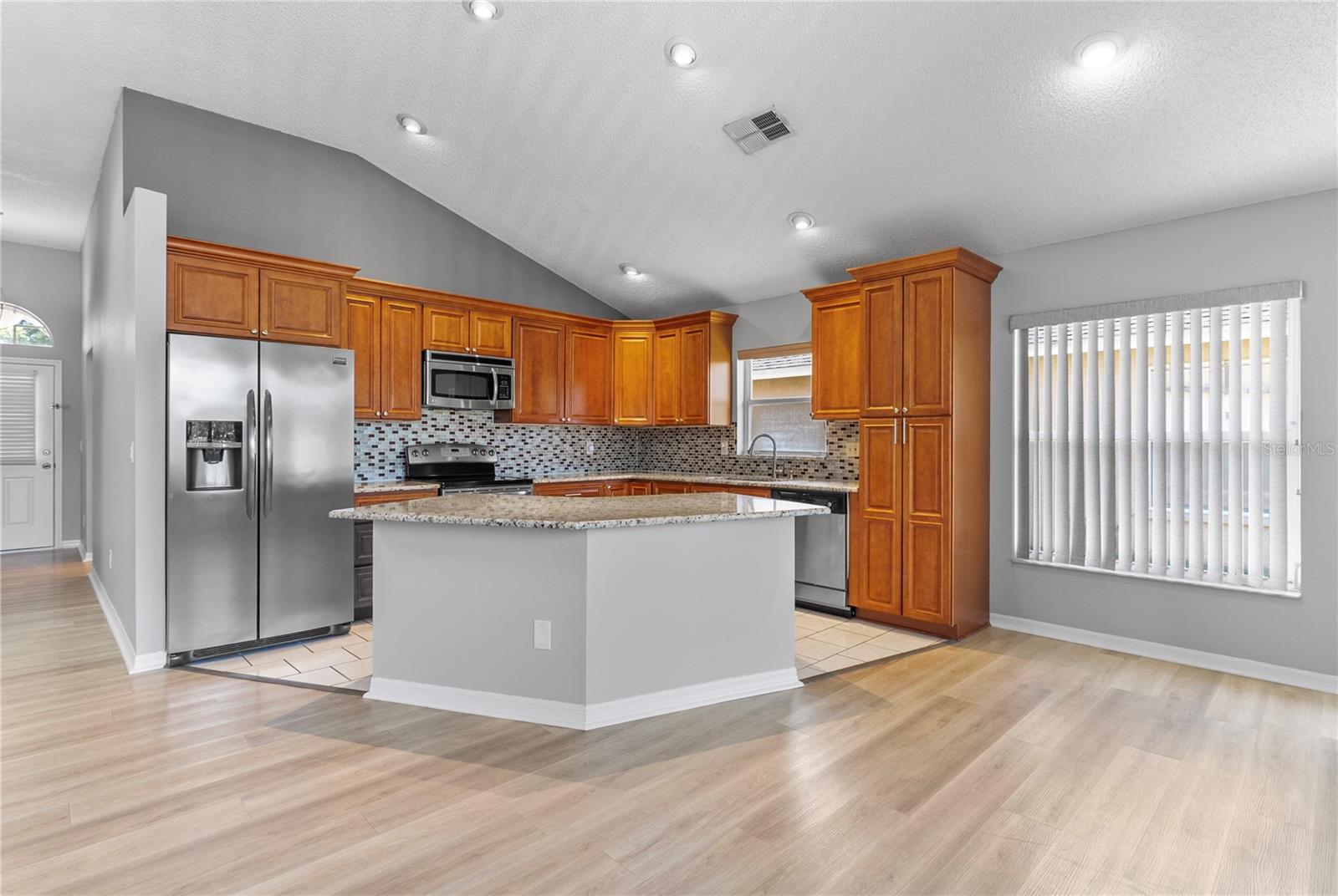 7713 MARBELLA CREEK AVE — photo 7
