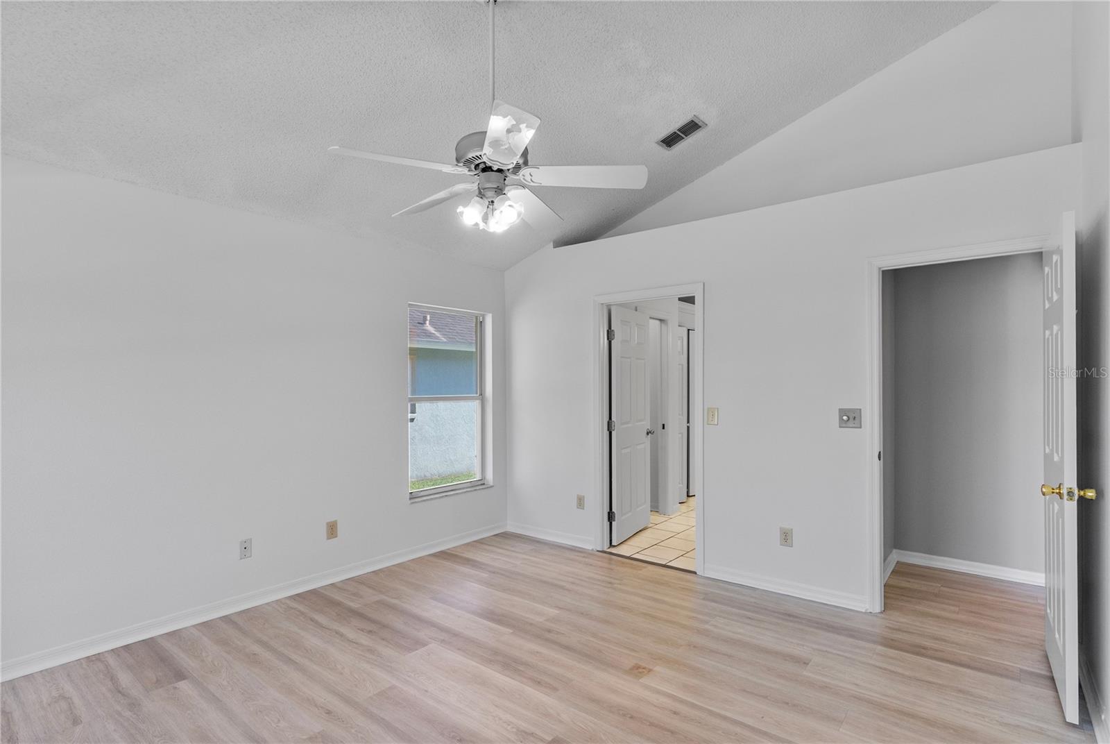 7713 MARBELLA CREEK AVE — photo 12