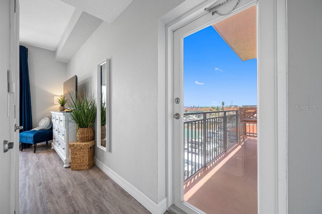 13235 GULF BLVD #502 — photo 9