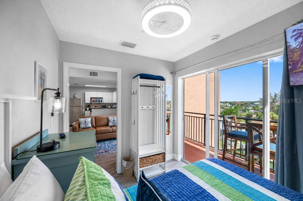 13235 GULF BLVD #502 — photo 14