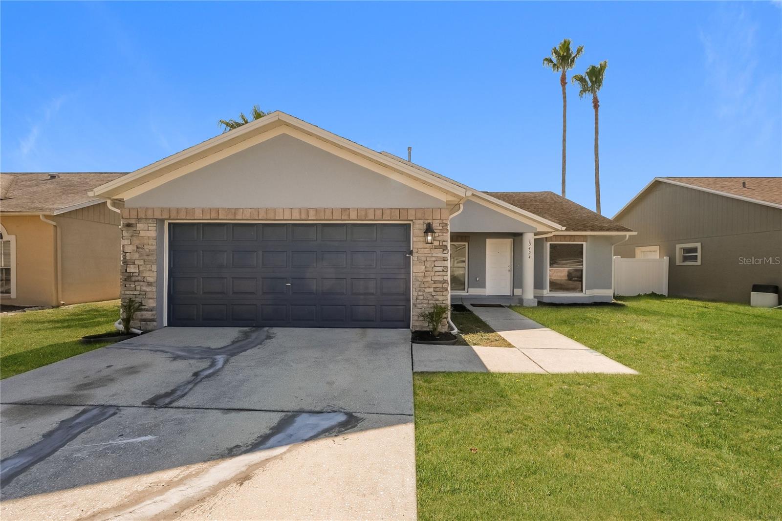 13424 SILVERCREEK DR photo
